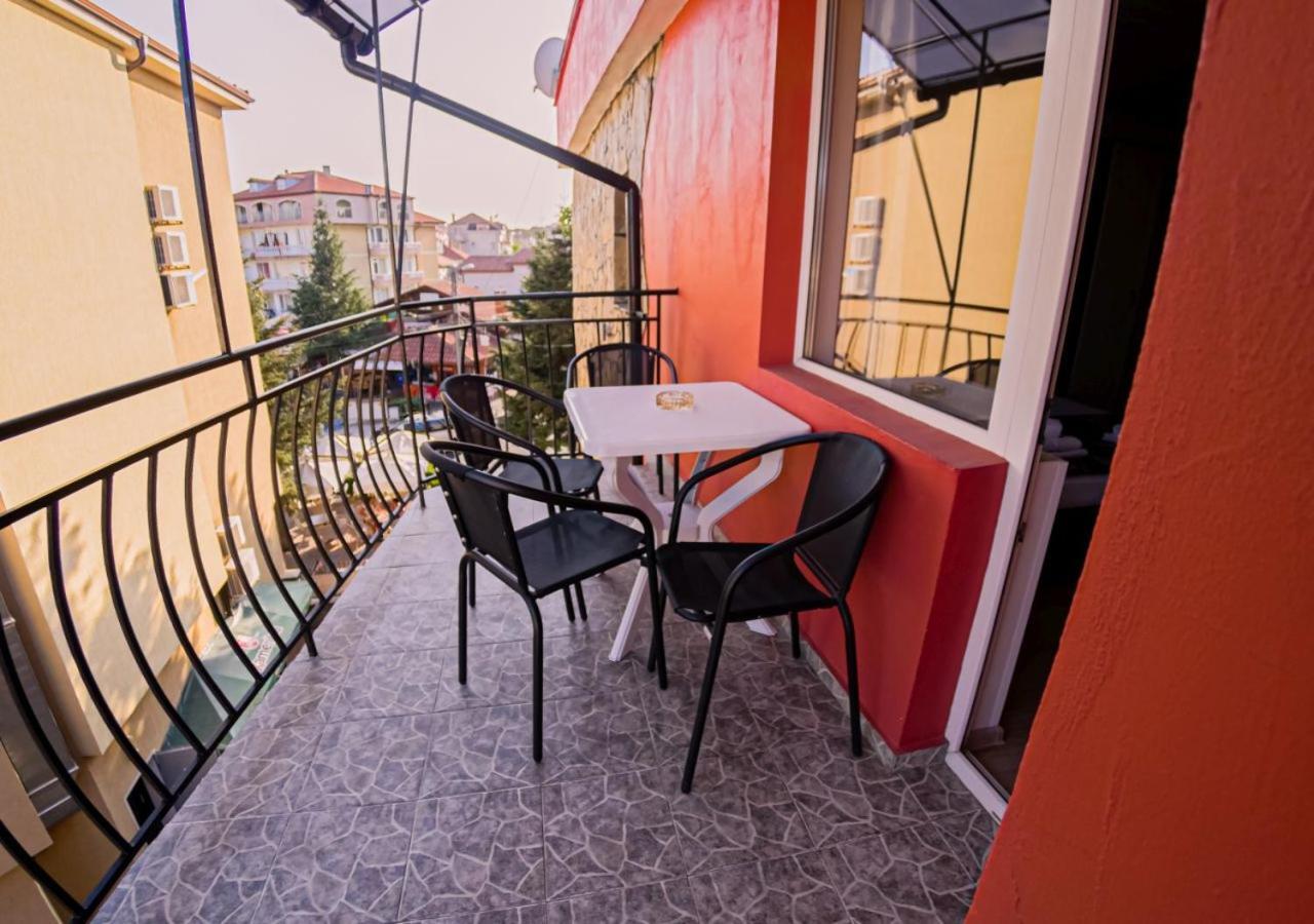 Sineva Guest House Ravda Exterior foto